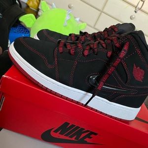 Air Jordan 1 mid Fearless Come Fly With Me